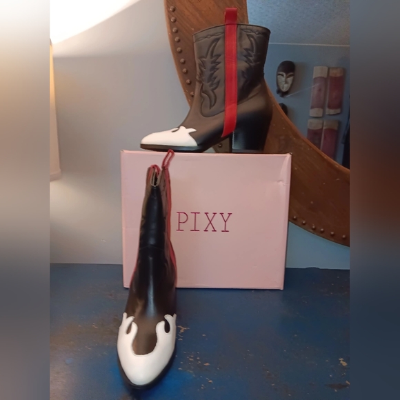 Pixy leather cowboy boots - Picture 4 of 5
